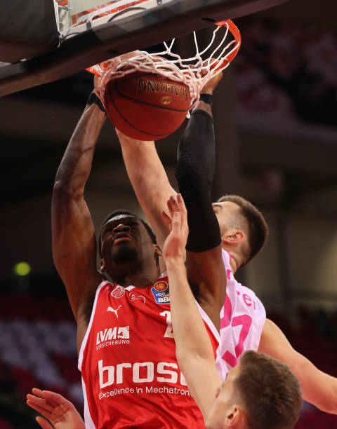 谈中强调 谈中强调