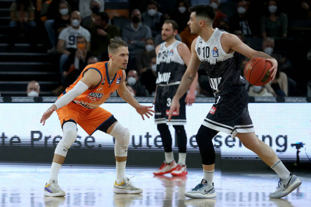 0战胜毕尔 0战胜毕尔