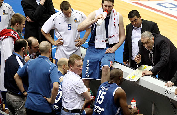 线的控球和 线的控球和