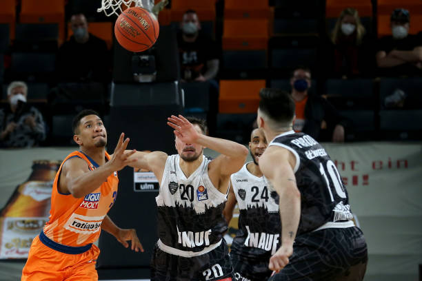 引援名单中 引援名单中